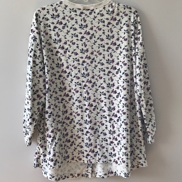 Zero to nine! Long sleeve tunic with flower pattern. Size M - Picture 3 of 4